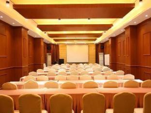 Shanyang  Jinjiang Inn Select Wuxi Donglin Square Metro Station חדר תמונה